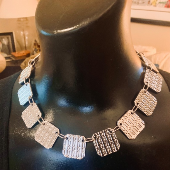 CHRISTIAN SIRIANO SIVER NECKLACE ⭐️ NWT⭐️ Stunning STATEMENT NECKLACE⭐️NEW W/TAG - Picture 7 of 11